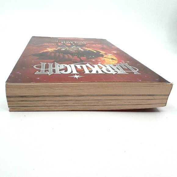 Larklight Paperback by Reeve, Phillip / ISBN 0545028841 - Picture 6 of 7